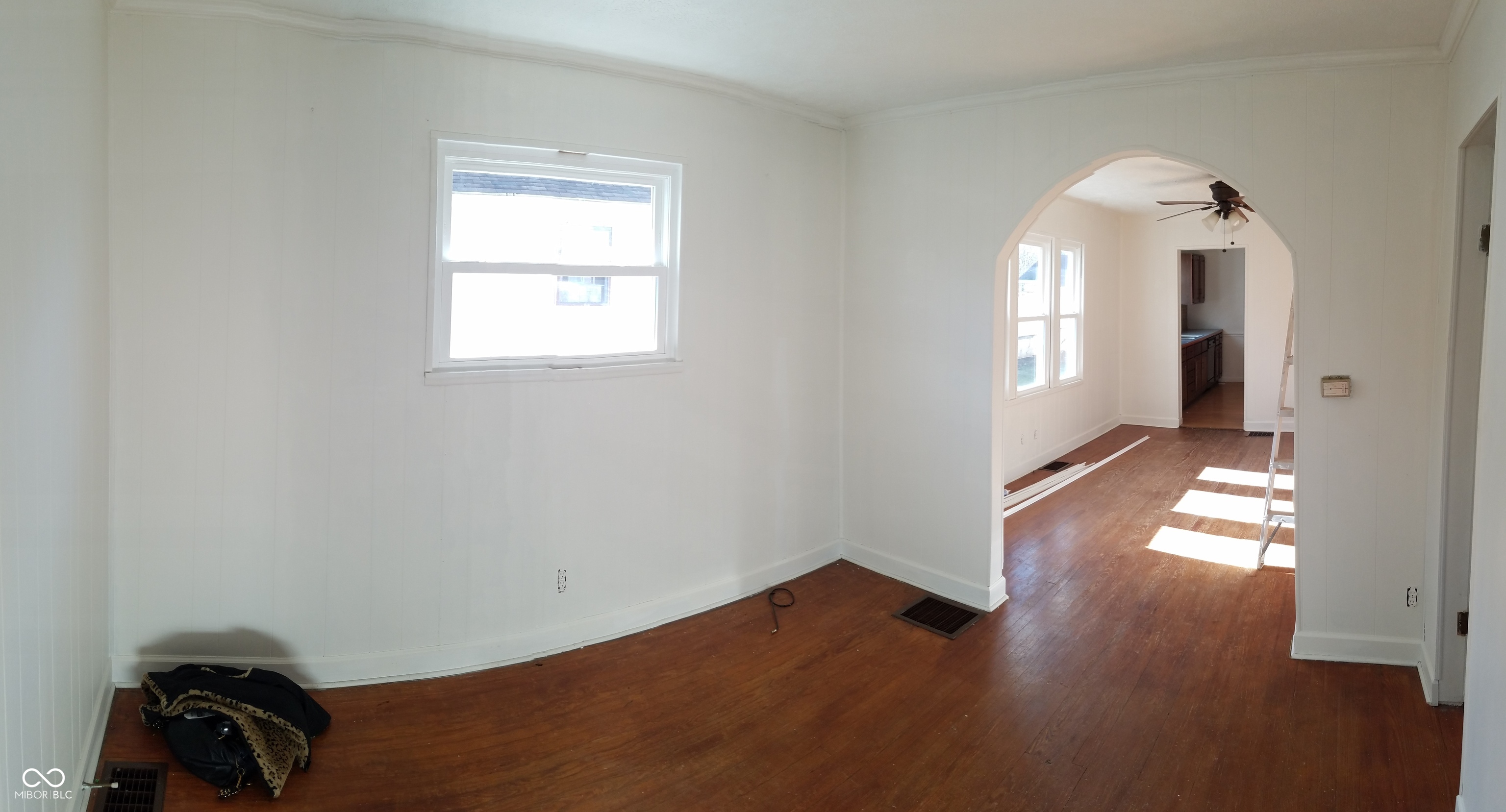 210 North Routiers Avenue Indianapolis, IN 46219 - Photo 3 of 20