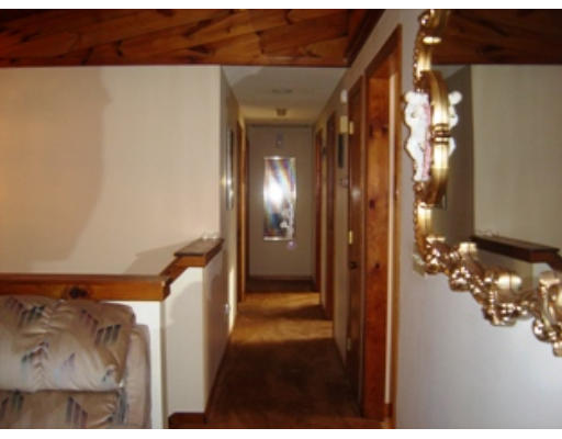 568 Burts Pit Road Northampton, MA 01062 - Photo 6 of 16 a view of a interior of house