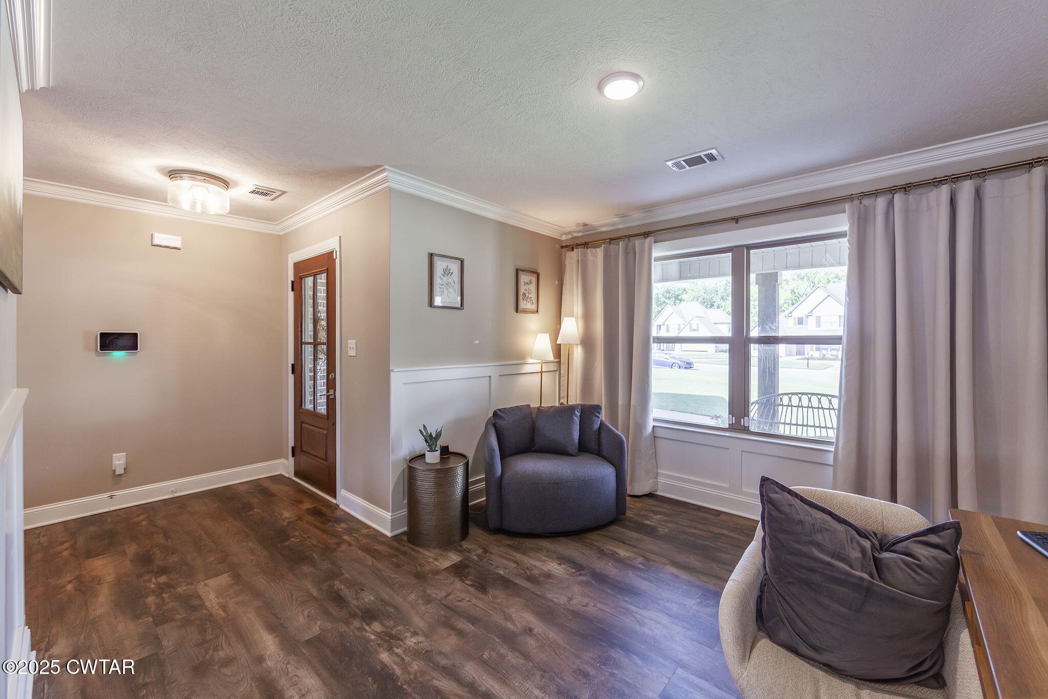 105 Fawn Ridge Lane Medina, TN 38355 - Photo 9 of 40 a living room with furniture and a window