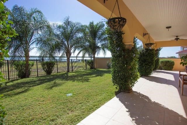 310 Lake Powell Laredo, TX 78041 - Photo 9 of 9 a backyard of a house with lots of green space