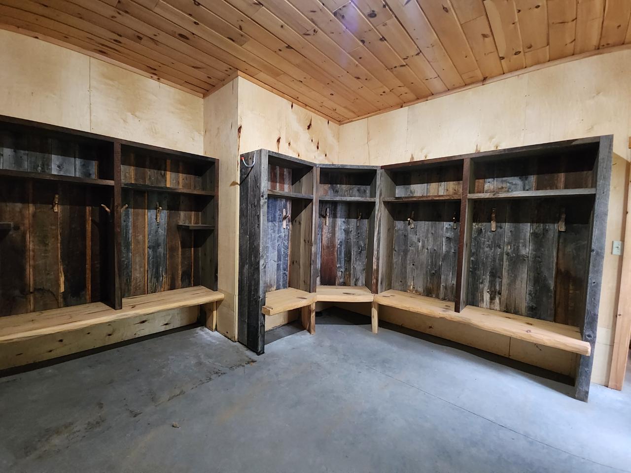 7795 Point Road Presque Isle, WI 54557 - Photo 11 of 45 Gallery Image 11