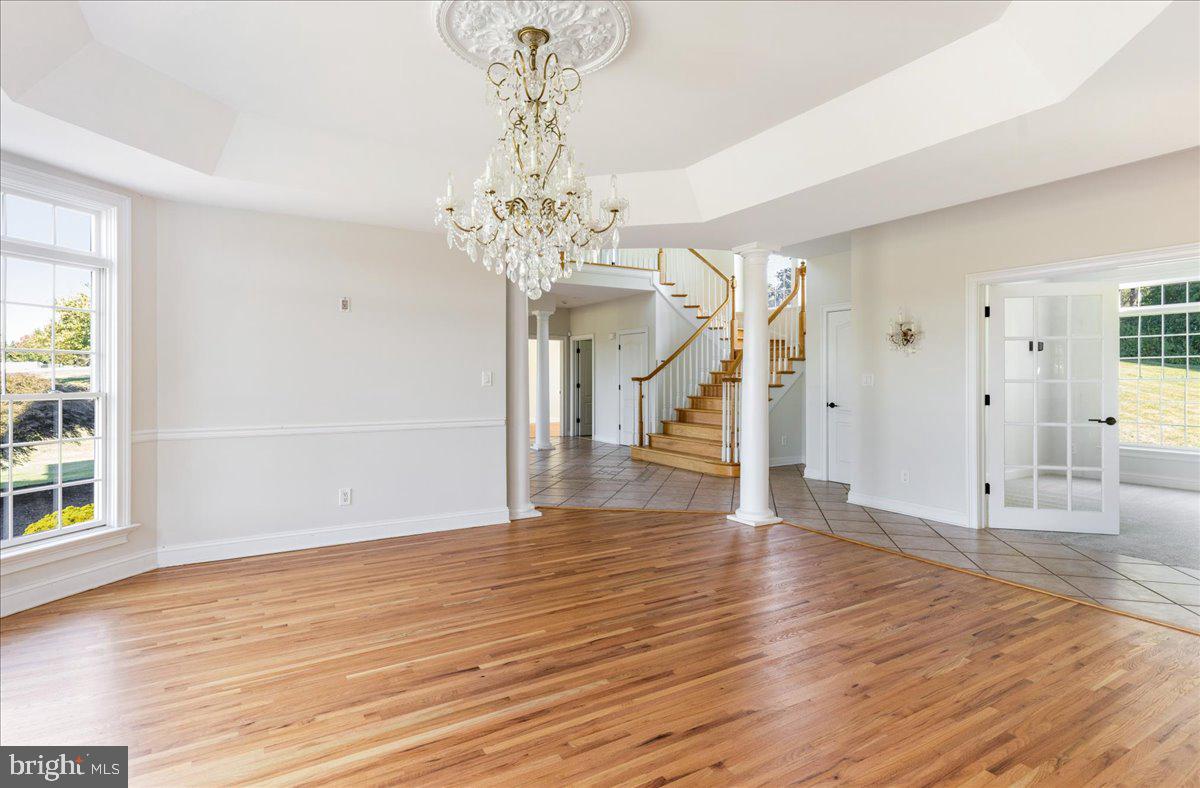 18 Todd Ridge Road Titusville, NJ 08560 - Photo 18 of 54 a view of a livingroom with wooden floor and a large window