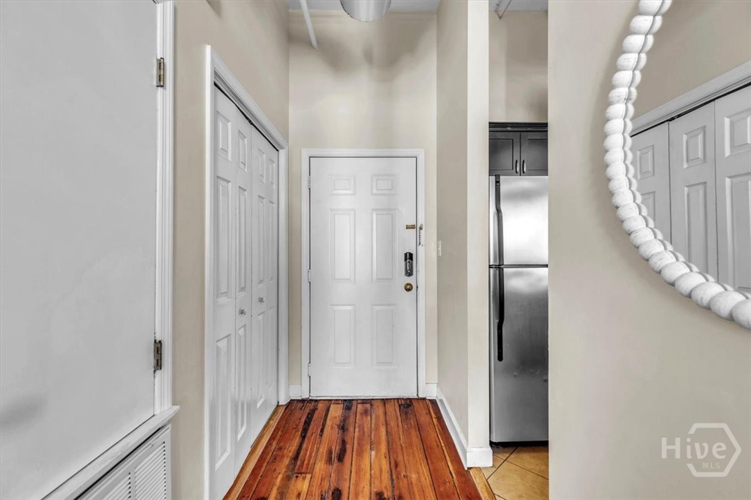 105 Whitaker Street, Unit 302 Savannah, GA 31401 - Photo 2 of 27