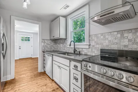 $425,000 | 514 Drake Avenue, Nashville, TN 37211