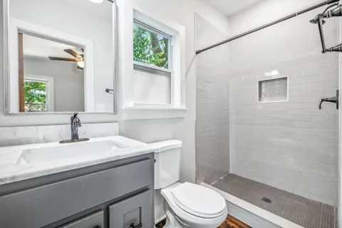 $425,000 | 514 Drake Avenue, Nashville, TN 37211