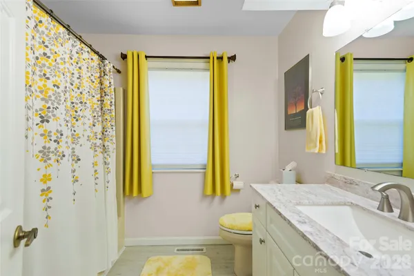 $350,000 | 116 Lakeview Court, Brevard, NC 28712
