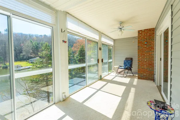 $350,000 | 116 Lakeview Court, Brevard, NC 28712