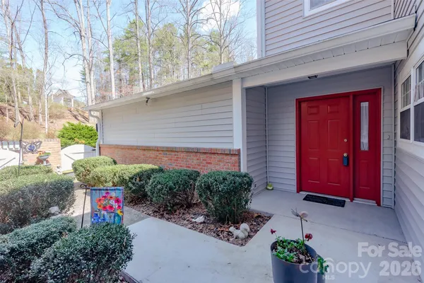 $350,000 | 116 Lakeview Court, Brevard, NC 28712