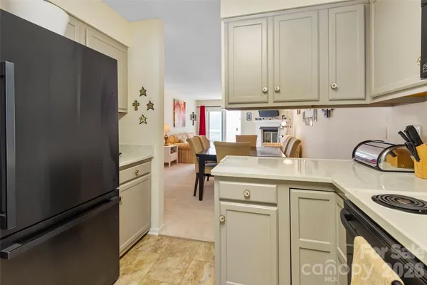 $350,000 | 116 Lakeview Court, Brevard, NC 28712