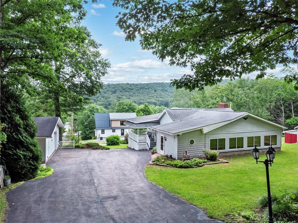 395 Cranberry Road Confluence, PA 15424 - Photo 2 of 37