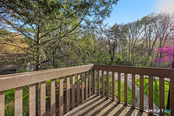 $2,250 | 6 Heritage Drive, Unit 6, Avon, CT 06001