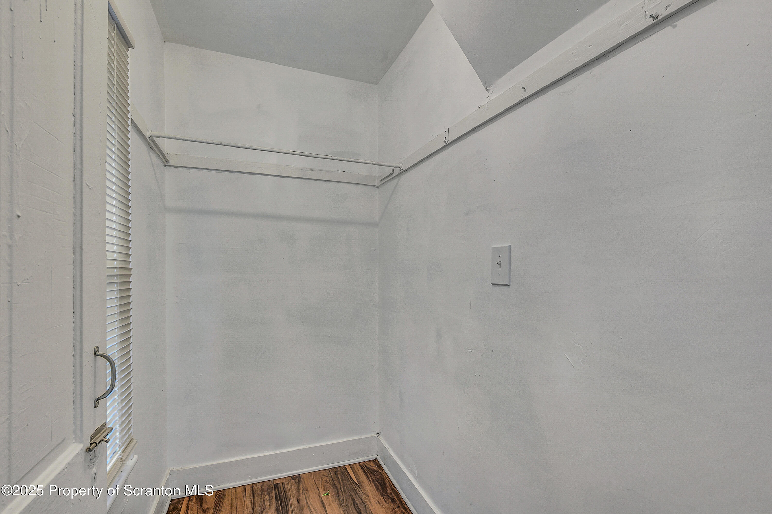 2528 Boulevard Avenue, Unit 2 Scranton, PA 18509 - Photo 9 of 18 a view of a small space