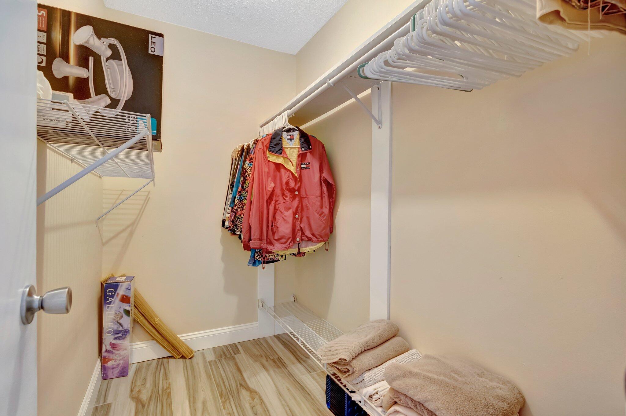 2012 Southwest 15th Street Boynton Beach, FL 33426 - Photo 22 of 54 27-web-or-mls-DSC_6420