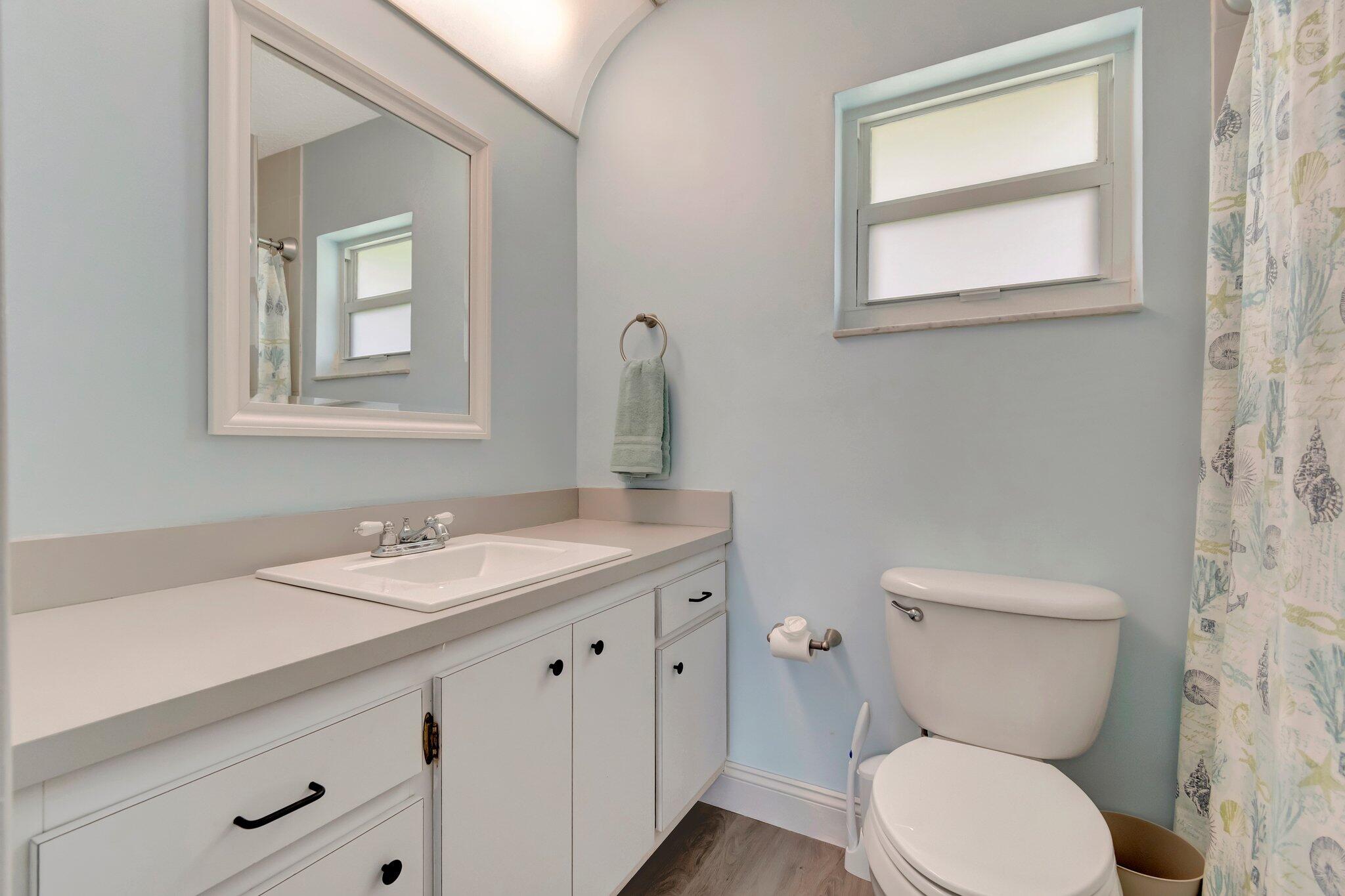 2012 Southwest 15th Street Boynton Beach, FL 33426 - Photo 28 of 54 33-web-or-mls-DSC_6470