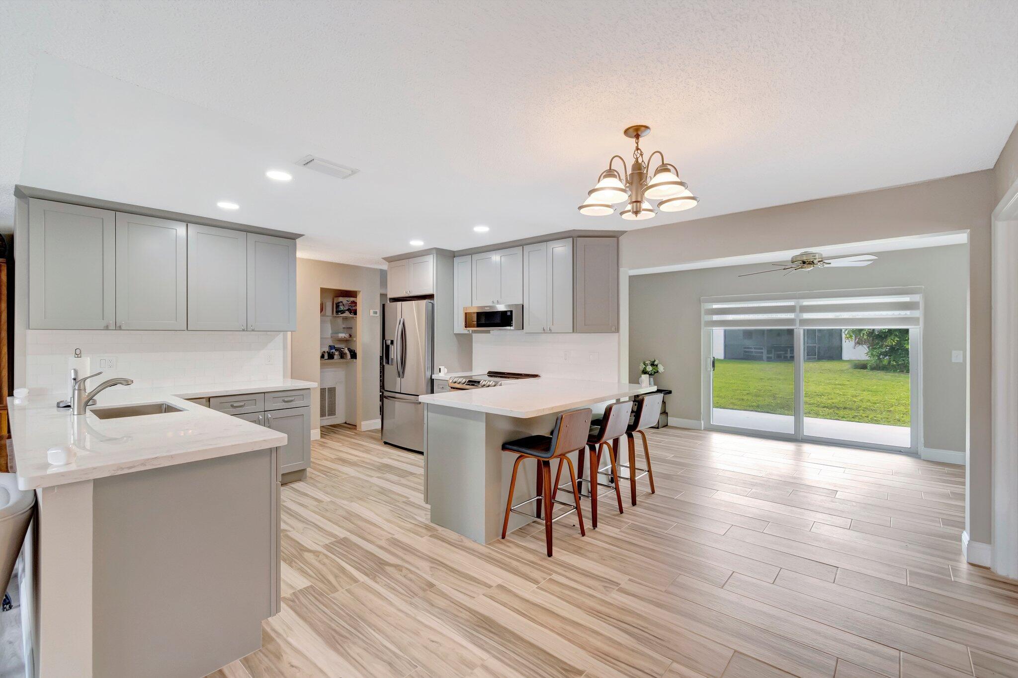 2012 Southwest 15th Street Boynton Beach, FL 33426 - Photo 7 of 54 12-web-or-mls-DSC_6300