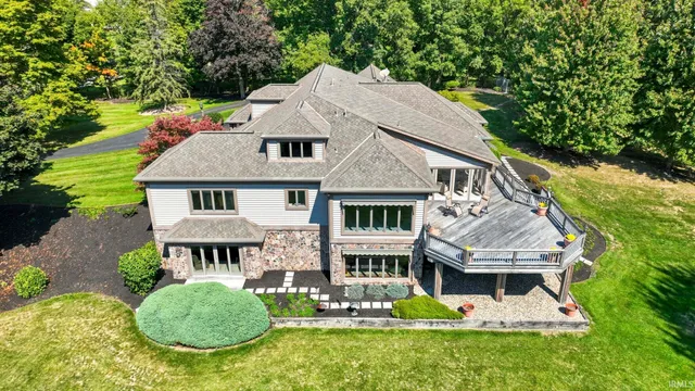 $890,000 | 1501 Fisher Avenue, Warsaw, IN 46580