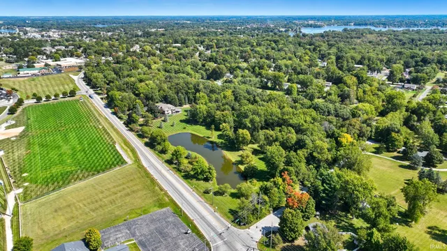 $940,000 | 1501 Fisher Avenue, Warsaw, IN 46580