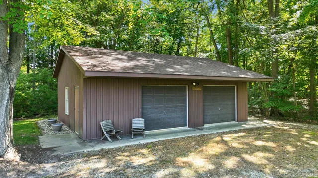 $940,000 | 1501 Fisher Avenue, Warsaw, IN 46580