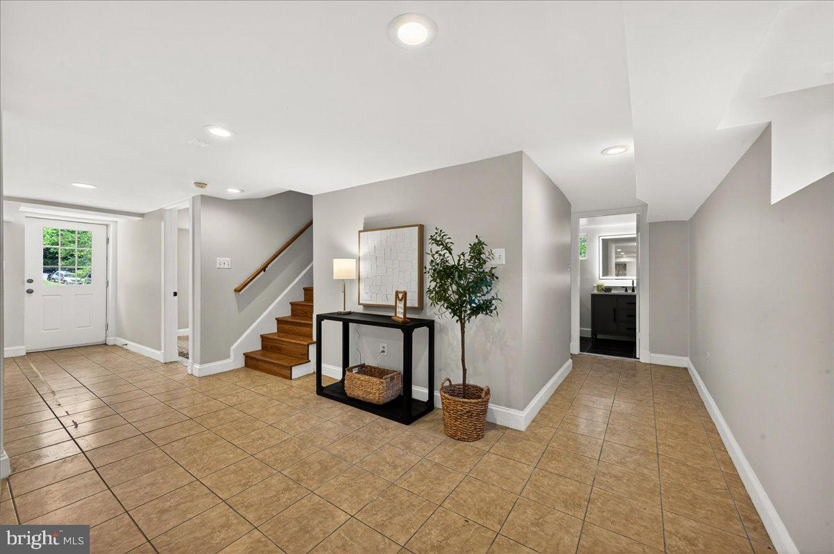 4448 West Braddock Road Alexandria, VA 22304 - Photo 46 of 59 Gallery Image 46