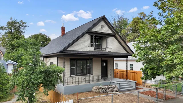 $475,000 | 2016 West Gardner Avenue, Spokane, WA 99201
