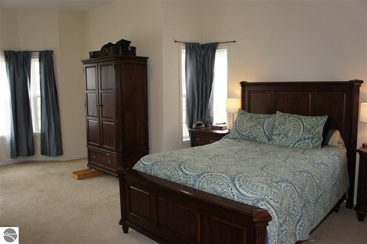 4575 East Jordan Road Mount Pleasant, MI 48858 - Photo 8 of 22 1783005-8.JPG