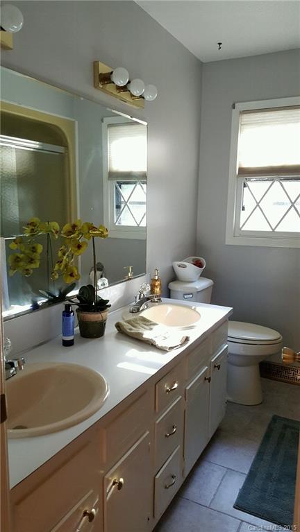 5162 Davidson Road, Unit 33 Davidson, NC 28036 - Photo 8 of 10 Gallery Image 8