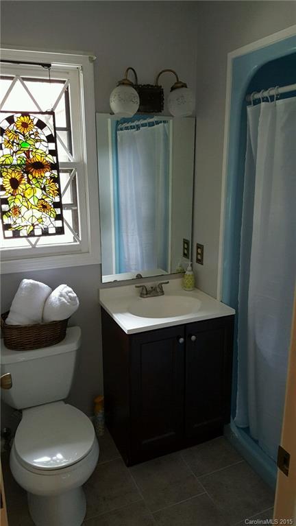 5162 Davidson Road, Unit 33 Davidson, NC 28036 - Photo 9 of 10 Gallery Image 9