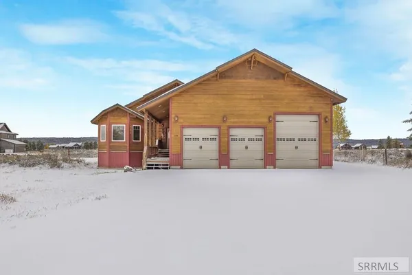 $1,295,000 | 3488 Arrange Peak Court, Island Park, ID 83429