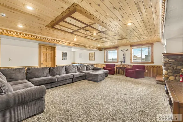 $1,295,000 | 3488 Arrange Peak Court, Island Park, ID 83429
