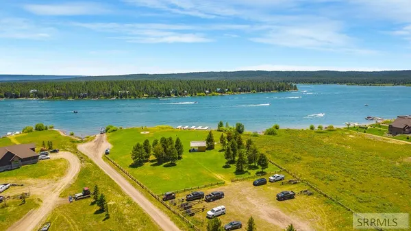 $1,295,000 | 3488 Arrange Peak Court, Island Park, ID 83429