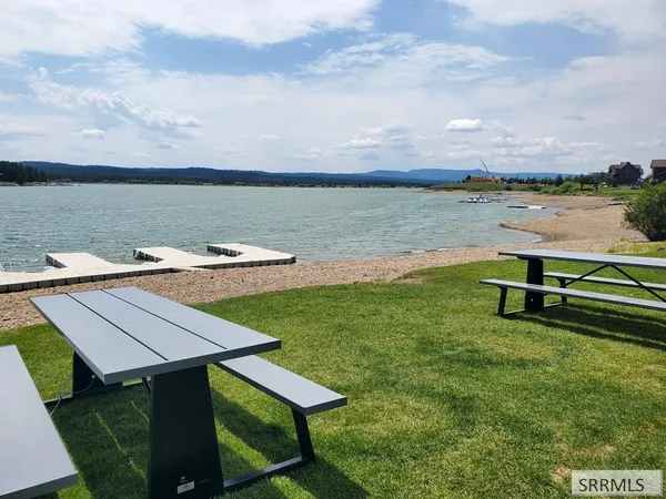 $1,295,000 | 3488 Arrange Peak Court, Island Park, ID 83429