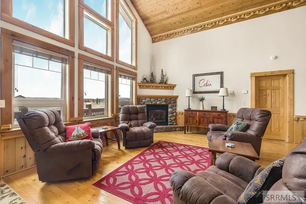 $1,295,000 | 3488 Arrange Peak Court, Island Park, ID 83429