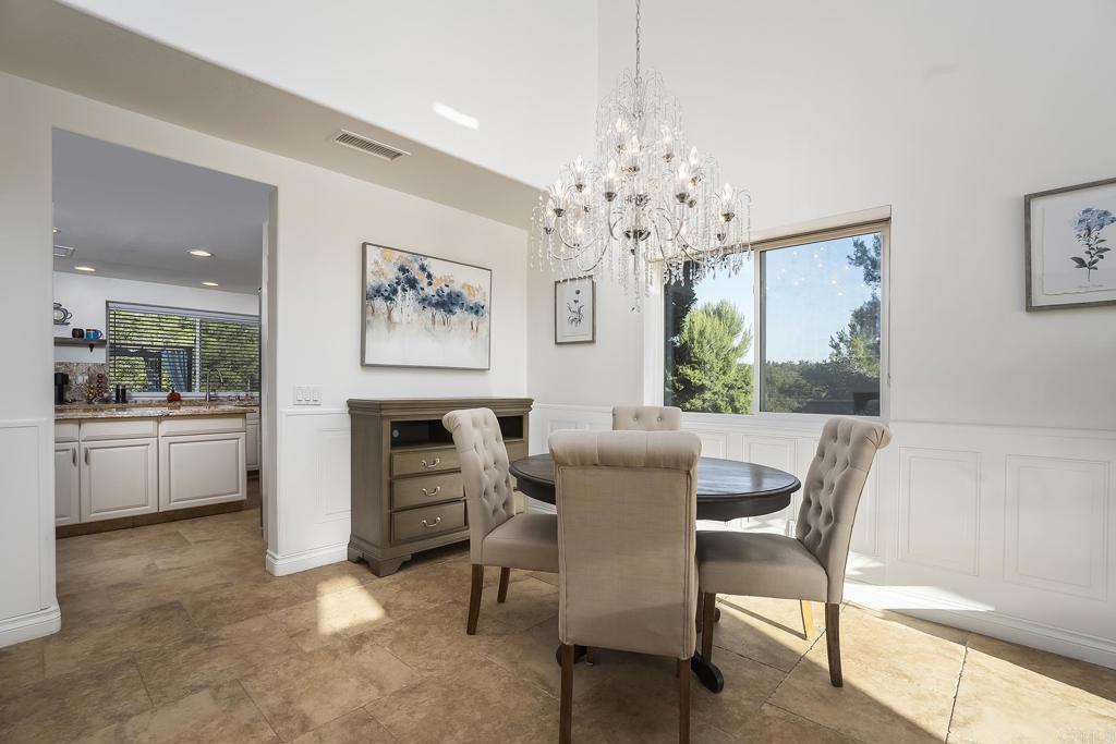 2738 Victoria Circle Alpine, CA 91901 - Photo 11 of 54