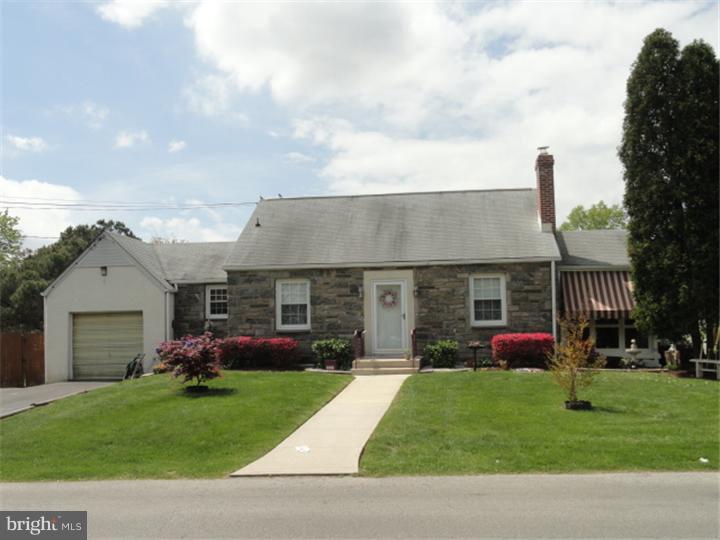 439 Tasker Avenue Folsom, PA 19033 - Photo 2 of 25 Gallery Image 2