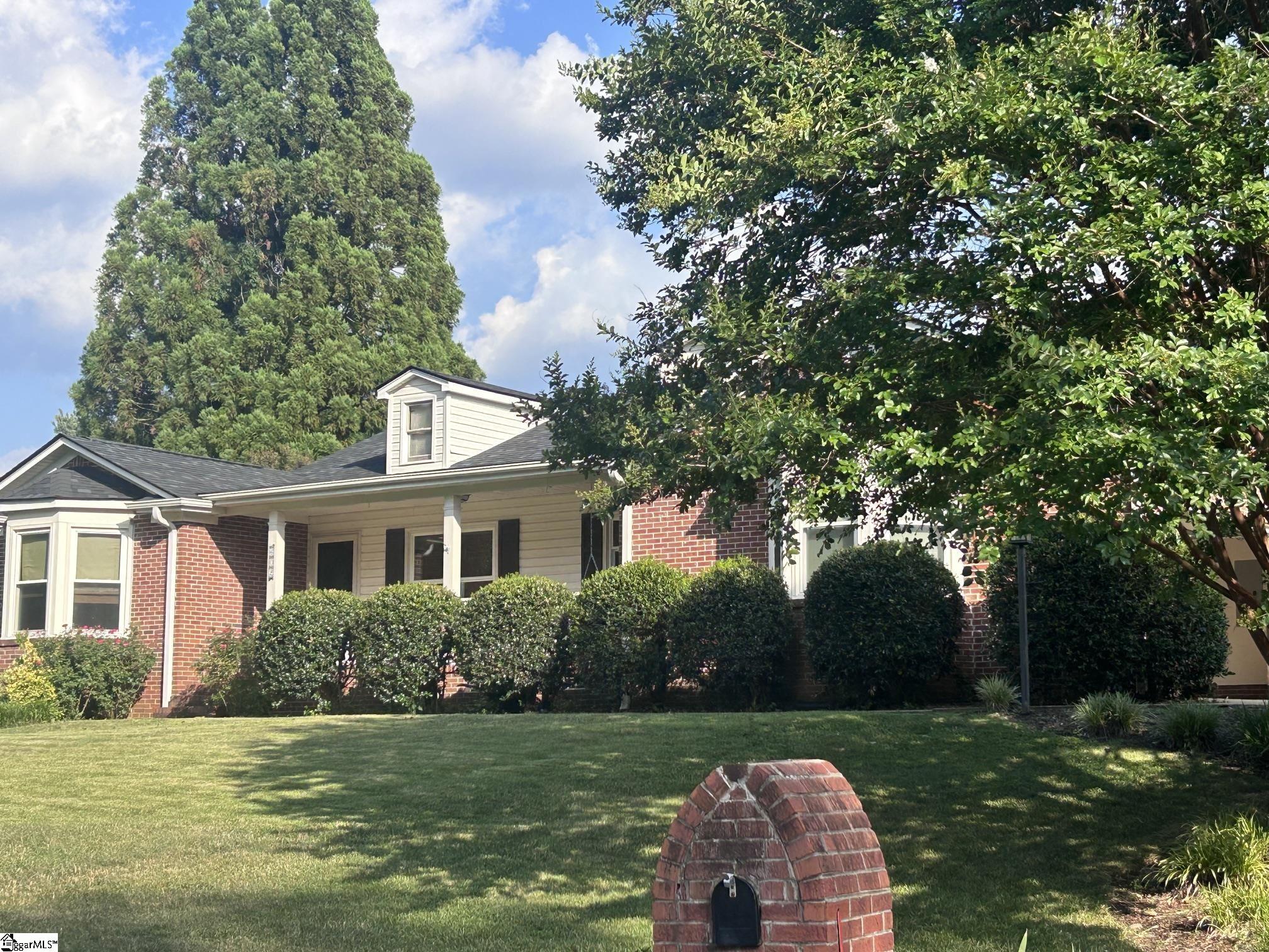 602 Stone Shield Way Greenville, SC 29609 - Photo 2 of 32