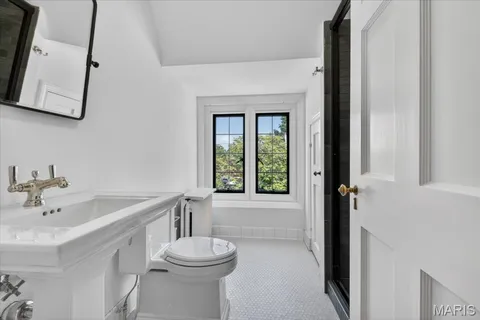 $4,850,000 | 5795 Lindell Boulevard, St. Louis, MO 63112