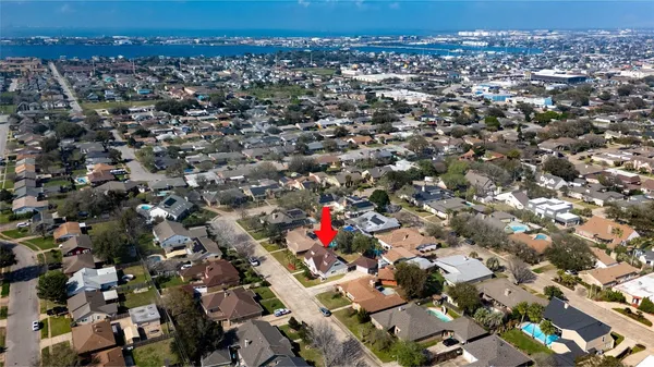 $459,000 | 34 West Dansby Drive, Galveston, TX 77551