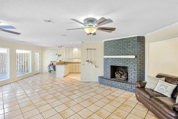 $459,000 | 34 West Dansby Drive, Galveston, TX 77551