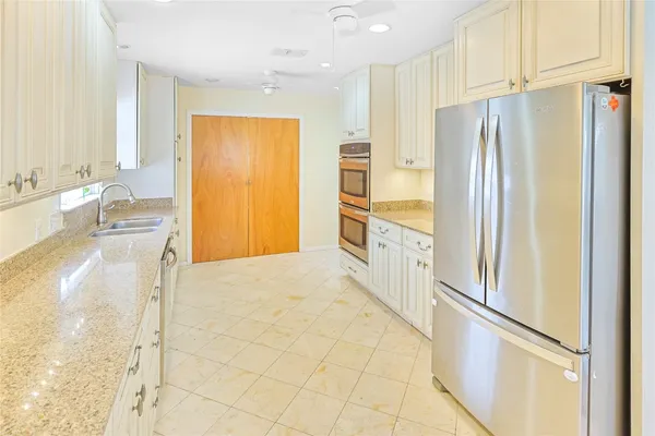 $459,000 | 34 West Dansby Drive, Galveston, TX 77551