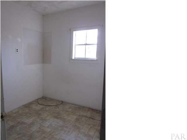5044 Iva Road Jay, FL 32565 - Photo 13 of 16 BEDROOM