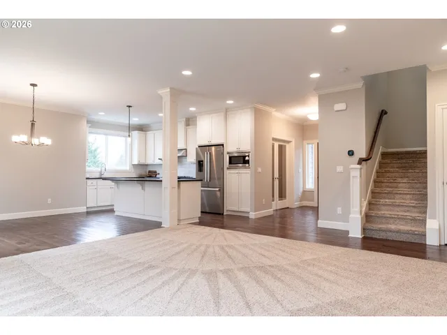 $889,000 | 1922 Northwest 114th Avenue, Portland, OR 97229