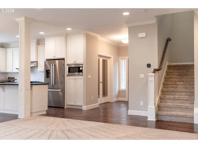 $889,000 | 1922 Northwest 114th Avenue, Portland, OR 97229