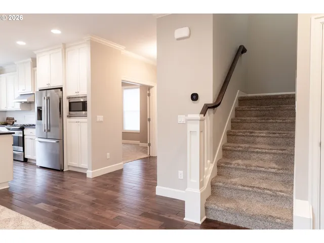 $889,000 | 1922 Northwest 114th Avenue, Portland, OR 97229