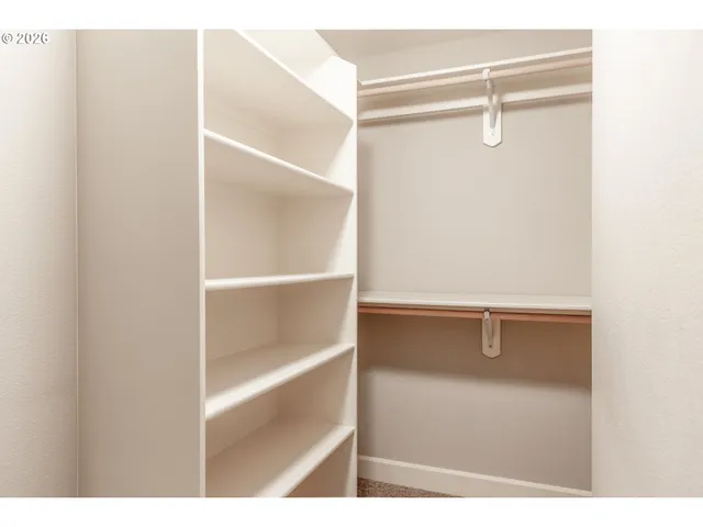 $889,000 | 1922 Northwest 114th Avenue, Portland, OR 97229