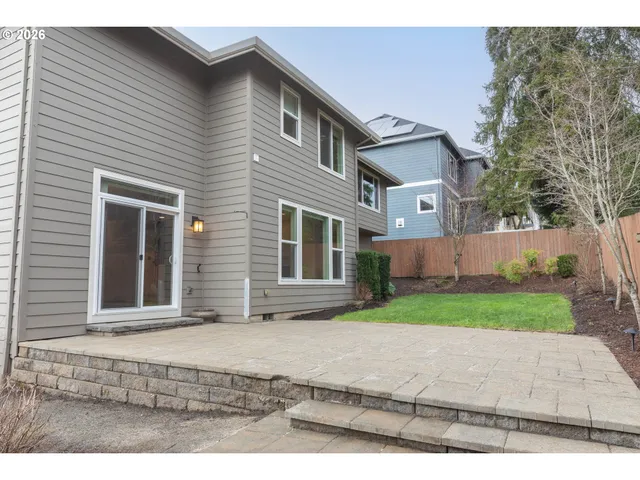 $889,000 | 1922 Northwest 114th Avenue, Portland, OR 97229