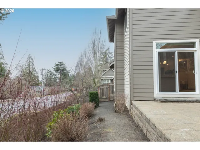 $889,000 | 1922 Northwest 114th Avenue, Portland, OR 97229