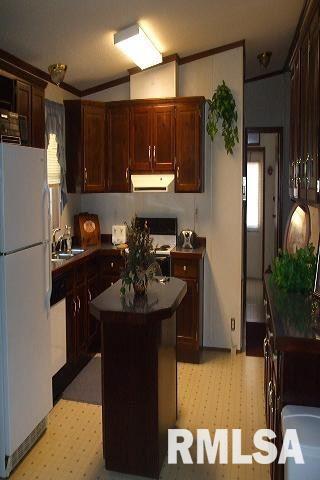 1981 Stonefort Road Stonefort, IL 62987 - Photo 5 of 11