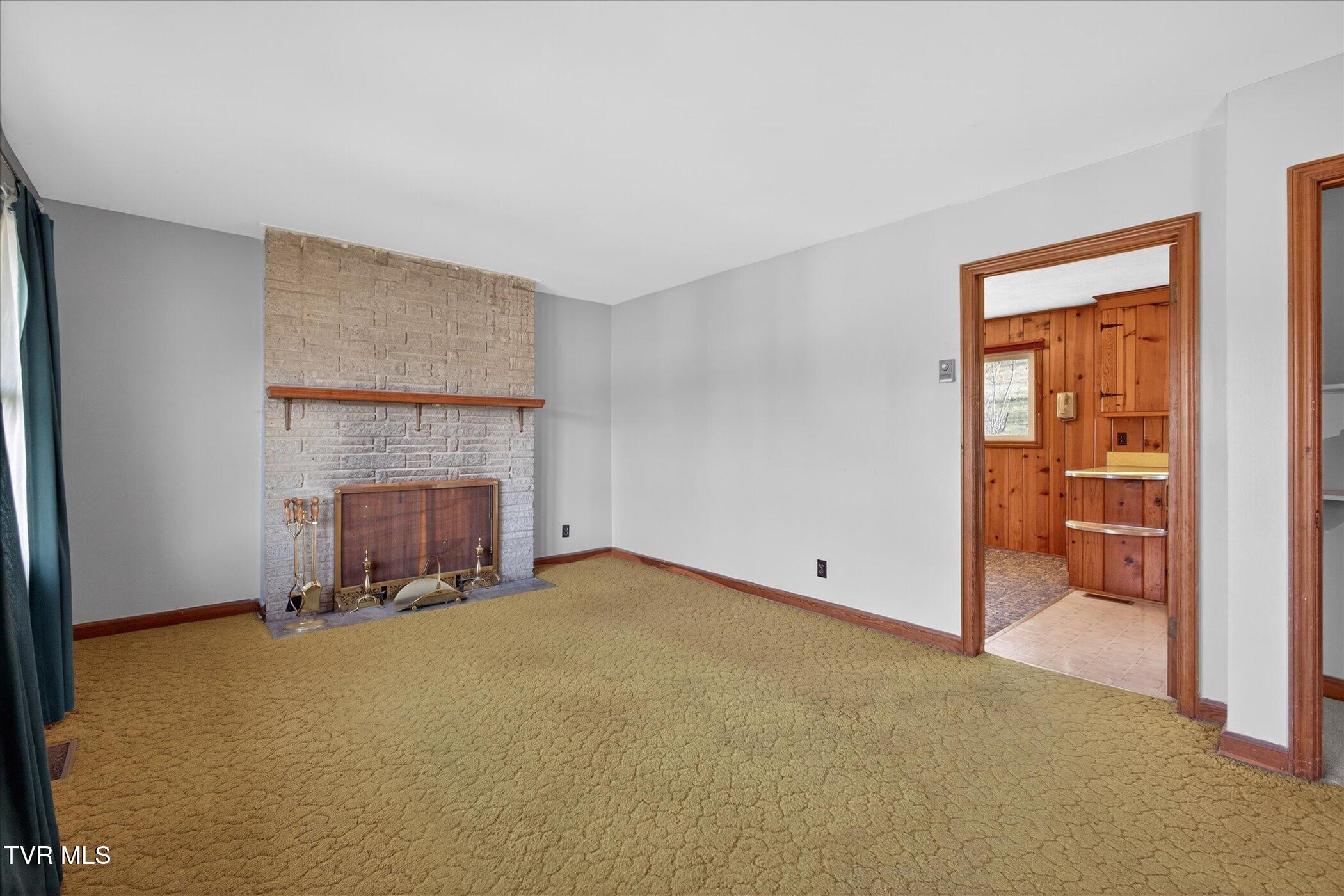 4488 Dishner Valley Road Bristol, VA 24202 - Photo 5 of 29 05-4488 Dishner Valley Rd Bristol-Window