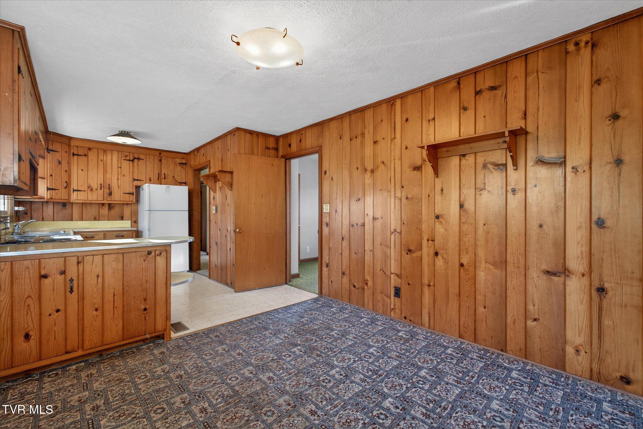 4488 Dishner Valley Road Bristol, VA 24202 - Photo 10 of 29 10-4488 Dishner Valley Rd Bristol-Window