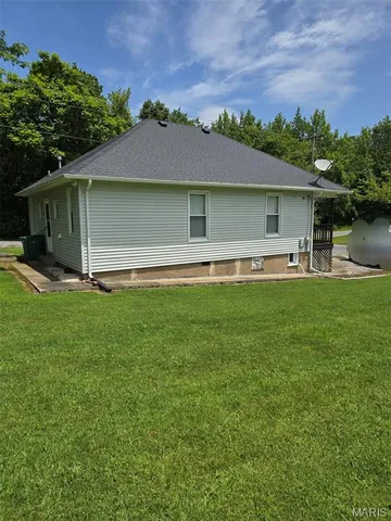 $138,000 | 1414 Newton Avenue, Johnston City, IL 62951